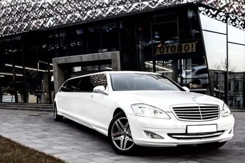 031 Лімузин на веcілля Mercedes W221 S600