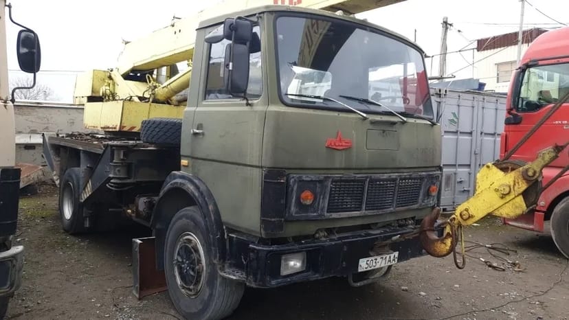 Автокран на базі МАЗ 20 тонн 30 метрів