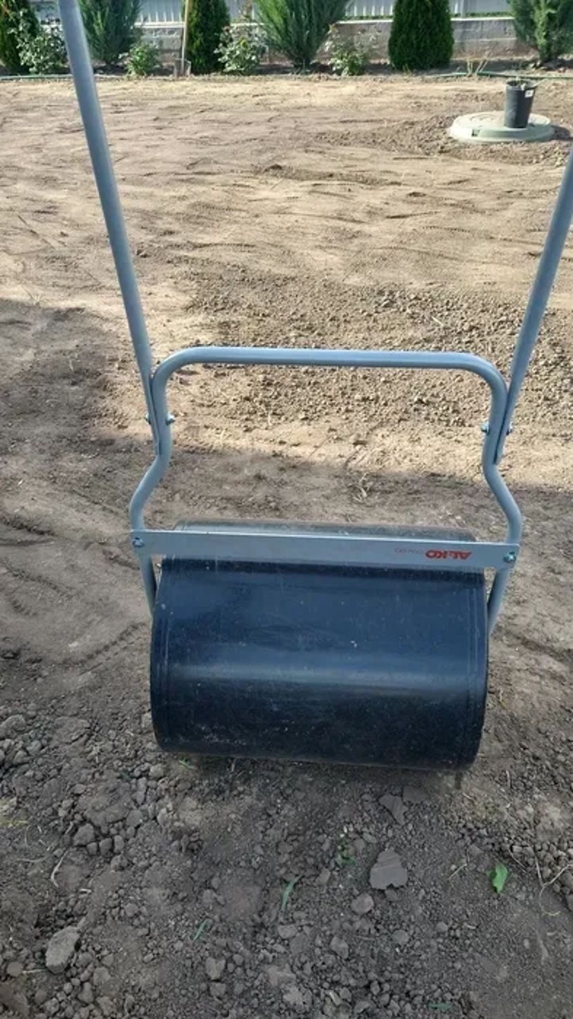 Каток садовий, для землі газона