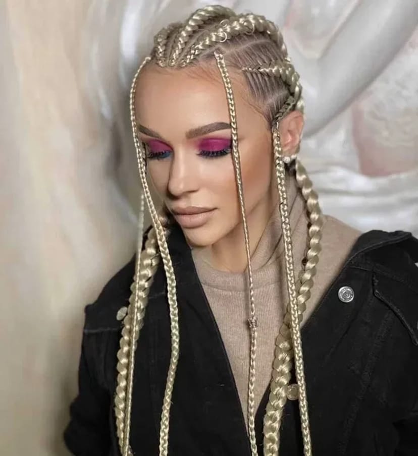 Плетіння косичок, афрокосичок, сфінкс у Києві