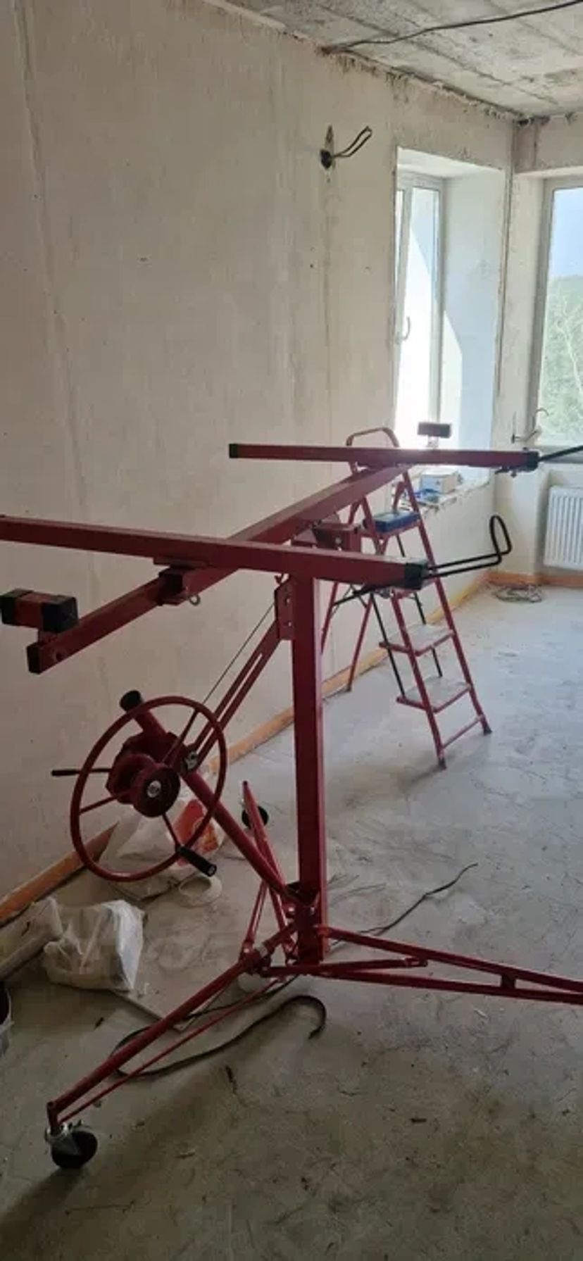 Пропоную піднімач гіпсокартон.