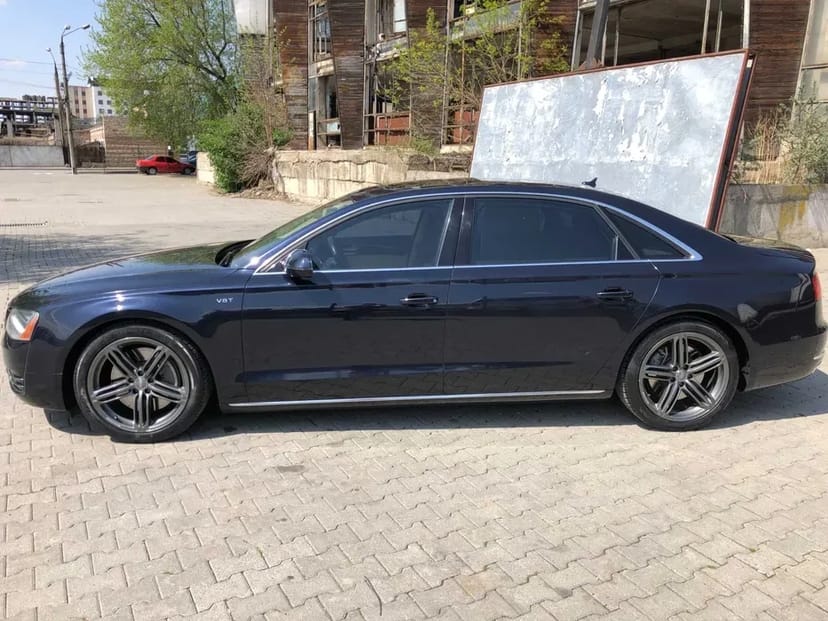 Послуги Водія Авто з водієм, Audi A8L. Весілля, кортеж