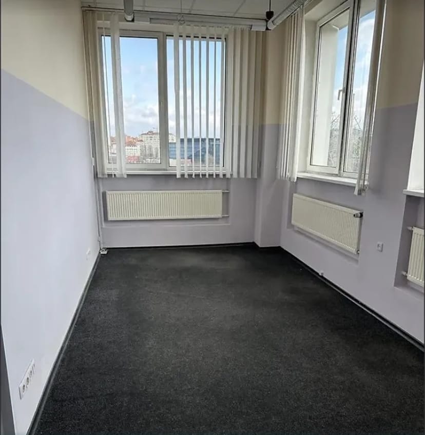 Офісне приміщення на вул. Ґарета Джонса 15, приміщень - 2, поверх - 5