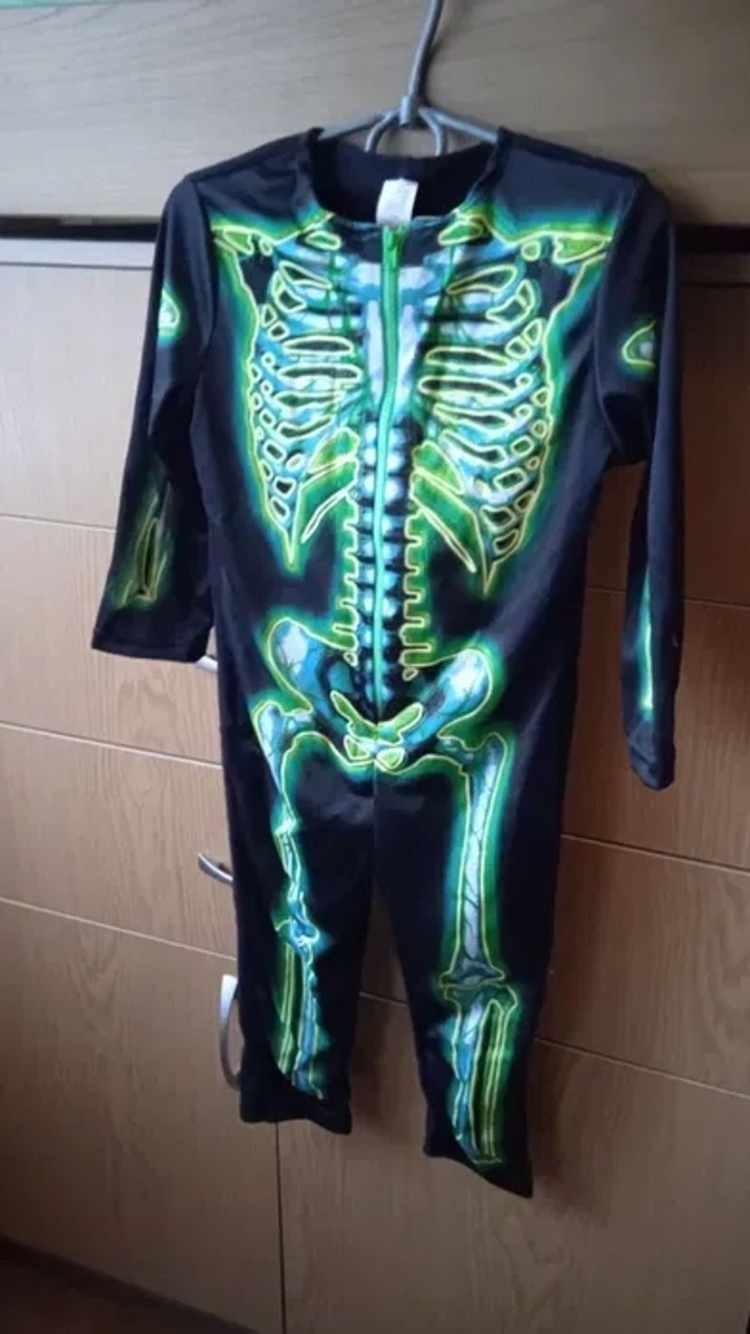 Костюм скелета