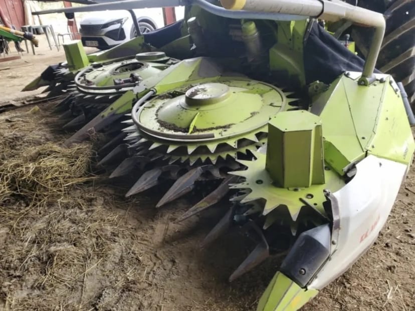 Кукурудзяна жниварка Claas Orbis 450, з дисковою системою зрізу
