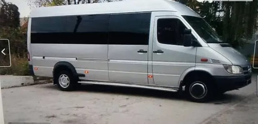 Мікроавтобус Mercedes Sprinter