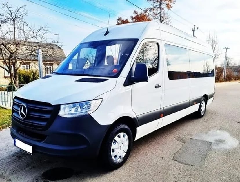 291 Мікроавтобус на весілля Mercedes Sprinter 12 місць білий трансфер