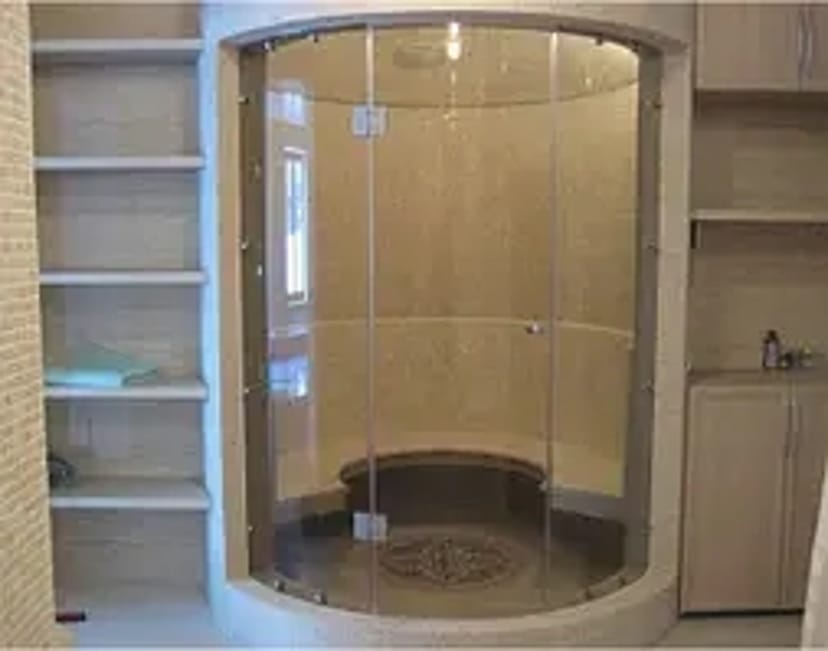 Виготовлення скляних душових кабін, низька ціна в Одесі, Україні.