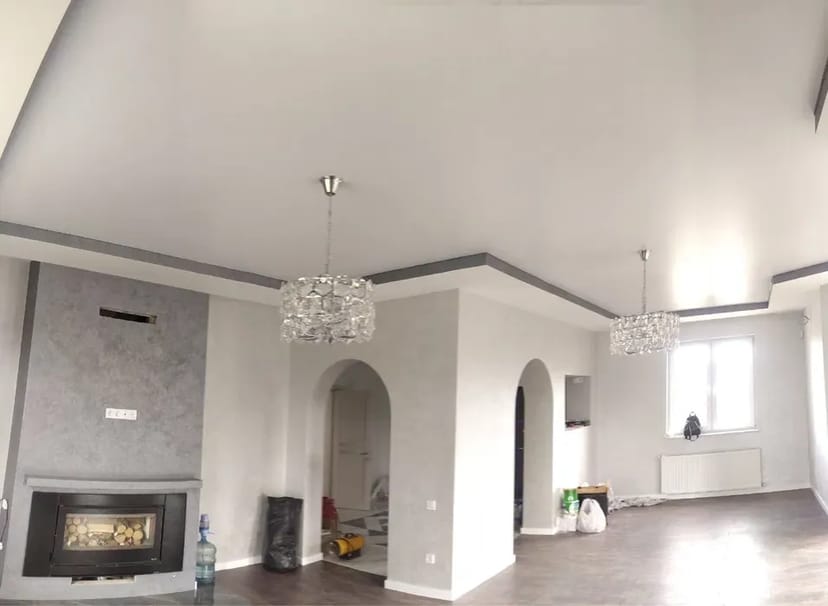 Натяжні стелі 29 Studio — монтаж під ключ