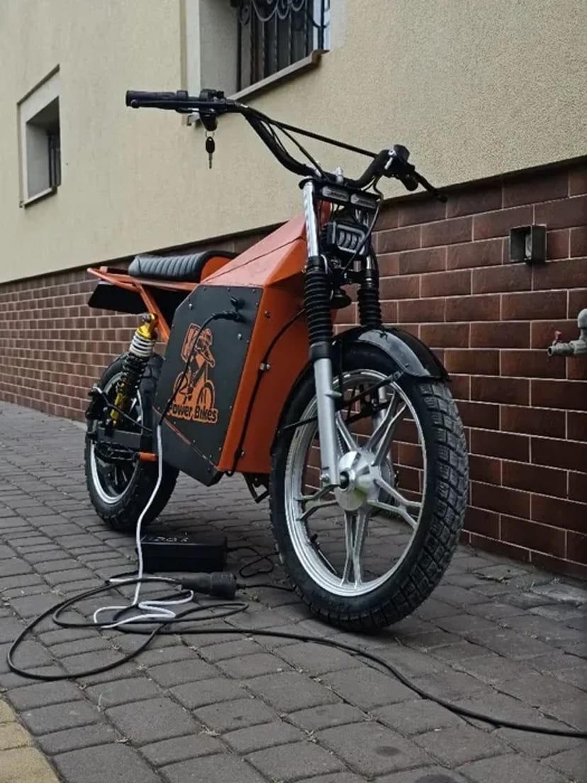 Електровелосипед, електробайк.