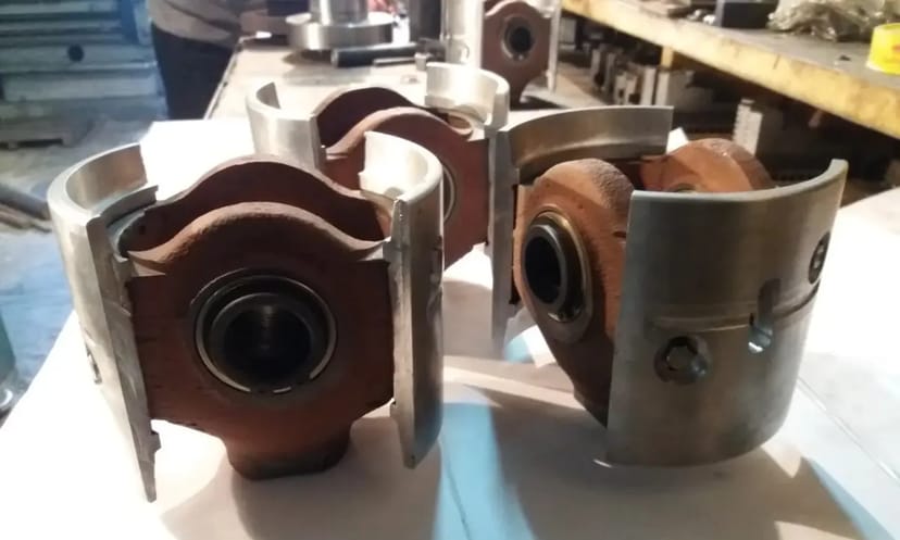 Виготовлення запасних частин для компресорного обладнання 4ВМ10-55/71