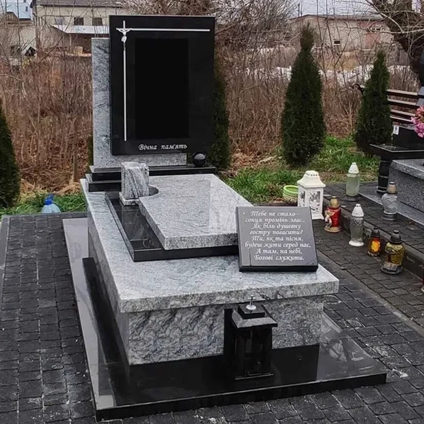 Виготовляємо пам'ятники з мармуру