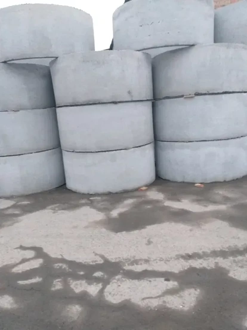 Копка вигрібних ям. Каналізація. Септики з бетонних кілець. Колодязі.