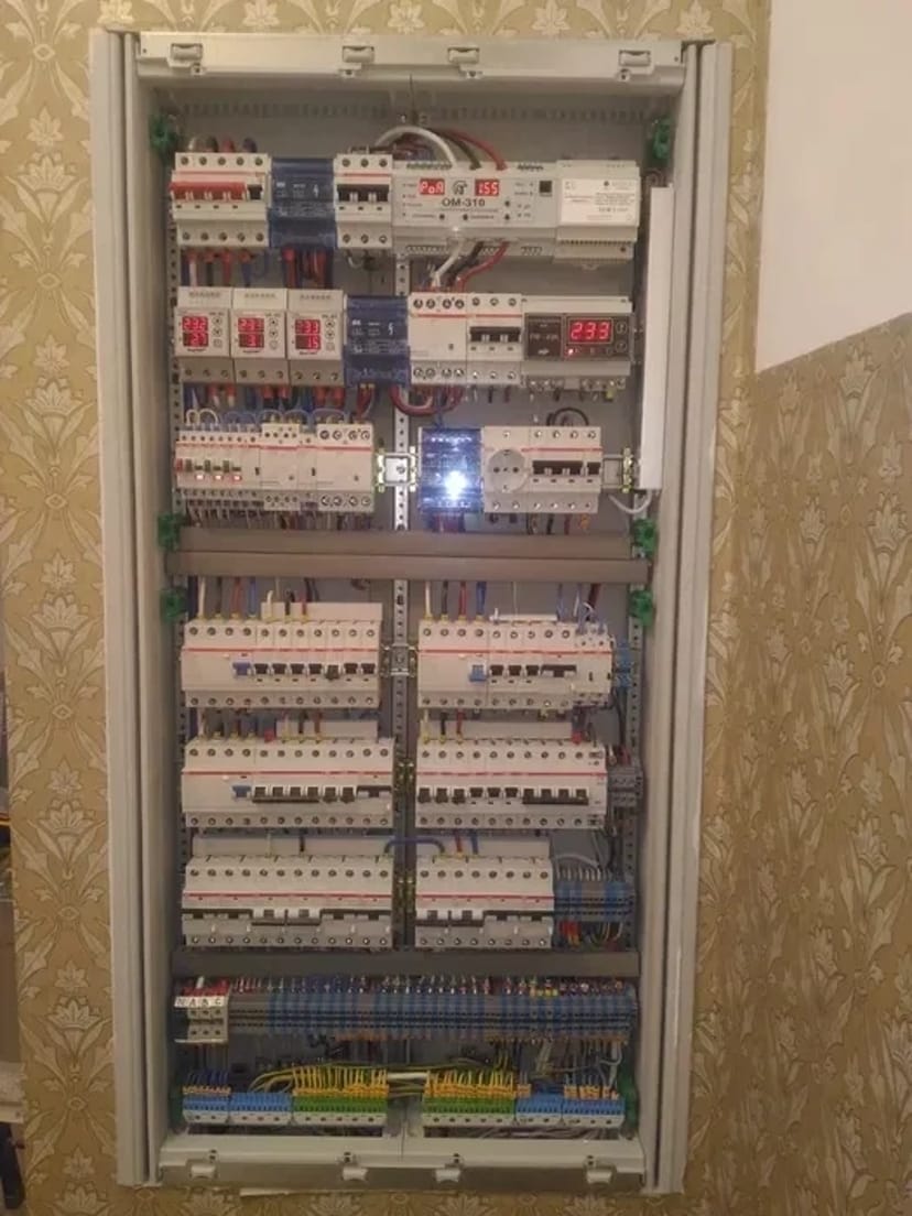 Послуги електрика, виклик додому.