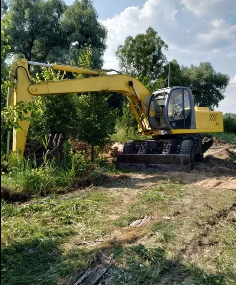 Послуги екскаватора та бульдозера