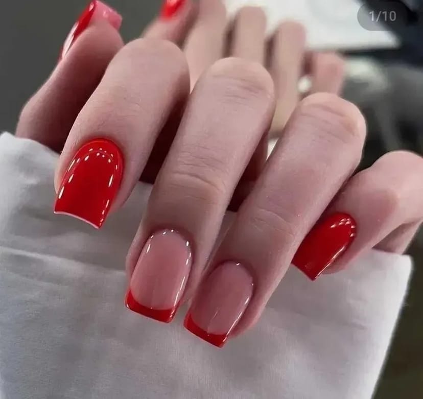 Нарощування нігтів, манікюр, педикюр, шугарінг всіх зон. Завжди світло