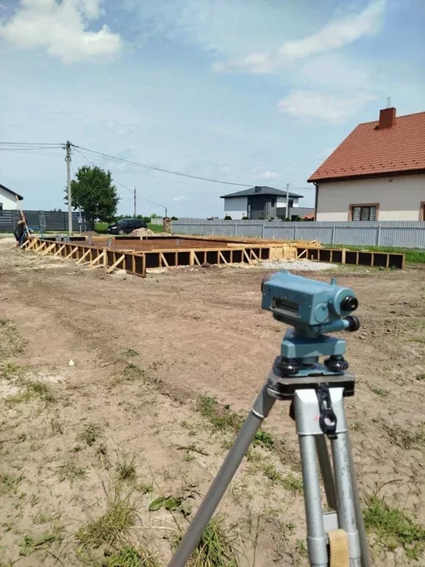 Фундаменти та Монолітні Будинки, Склади, Ангари.150 грн.