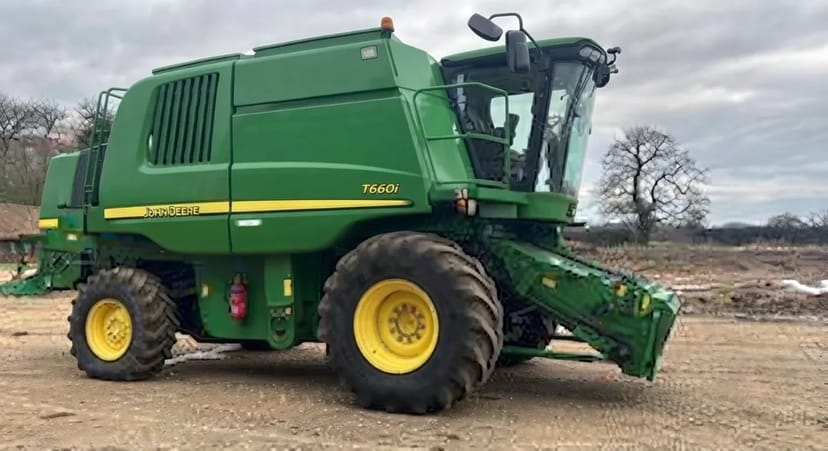 Зернозбиральний комбайн John Deere T660