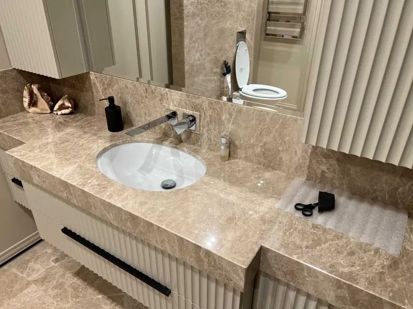 Виготовлення стільниць, підвіконь, камінів з мармуру, граніту