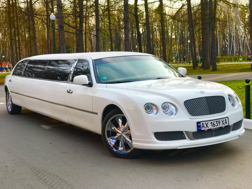 Лімузин Bentley