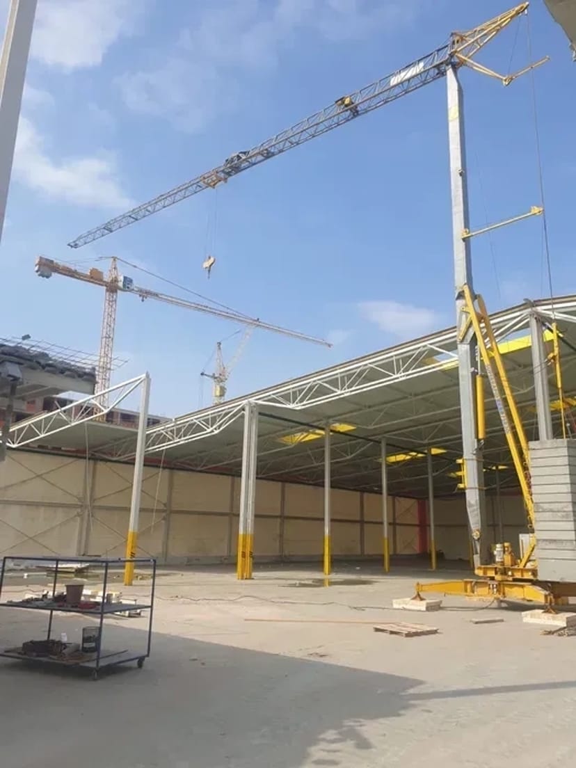 Баштовий кран, швиткомонтажний кран