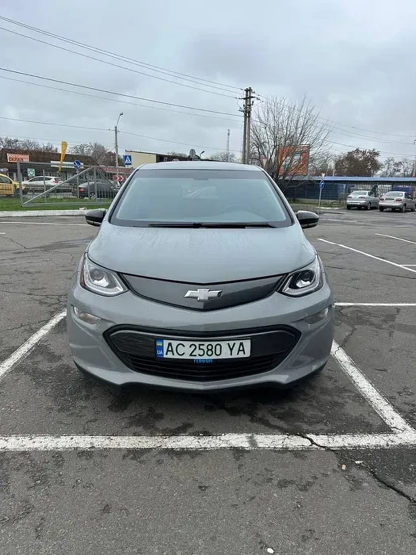 Авто Chevrolet Bolt для таксі та особистого користування