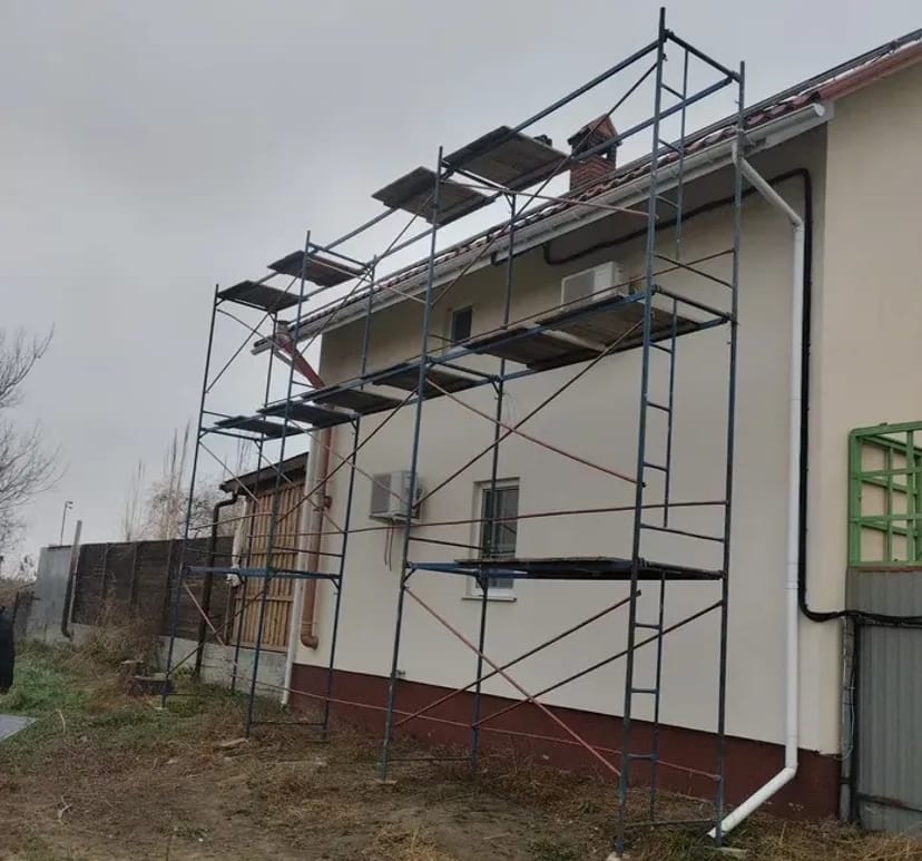 Ліси будівельні , риштування