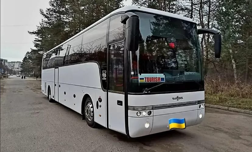 Автобуси та мікроавтобуси по Україні та закордоном