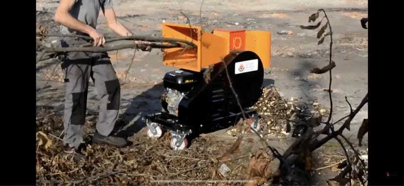 Подрібнювача гілок