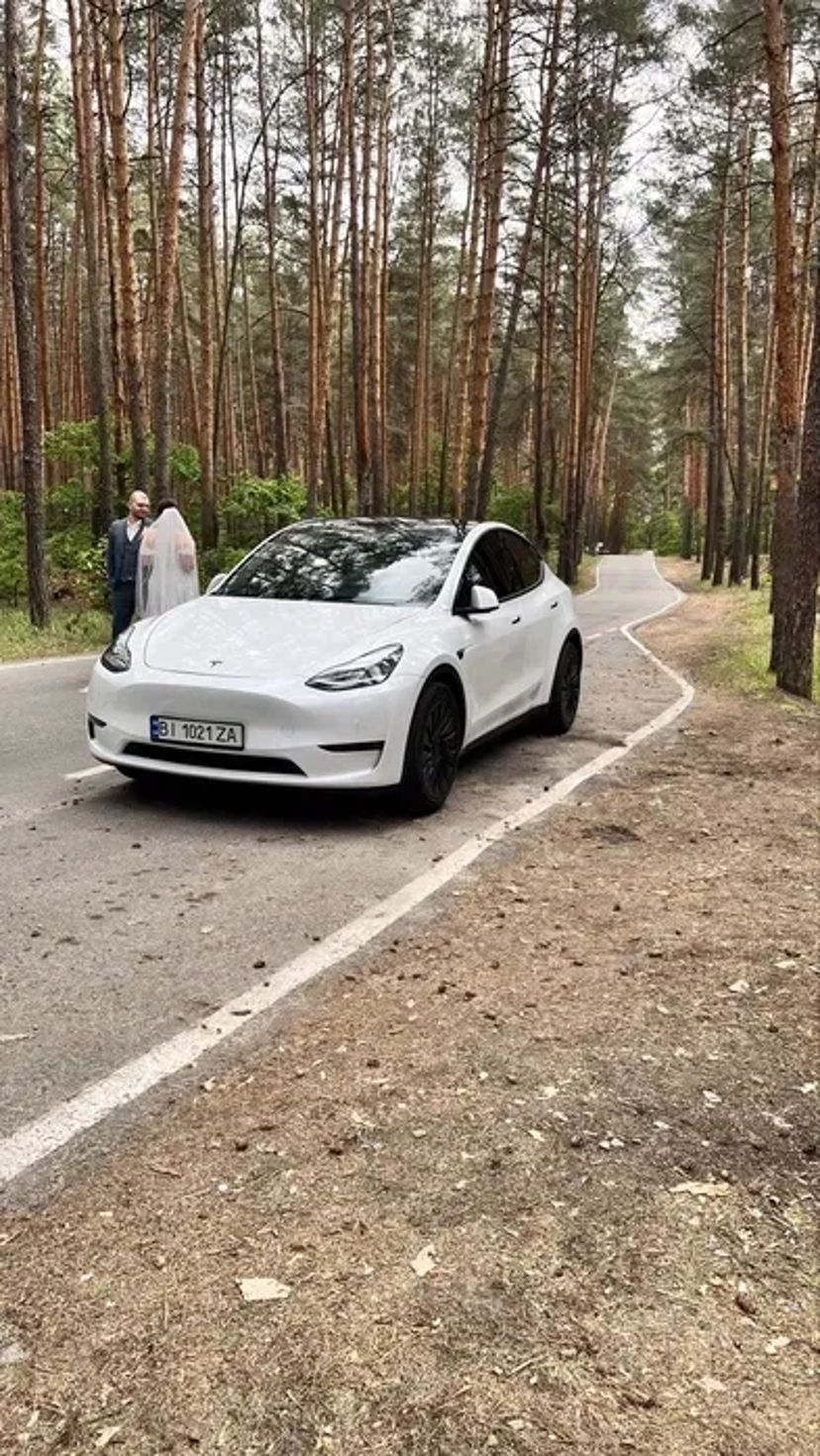 Авто на весілля та інші заходи