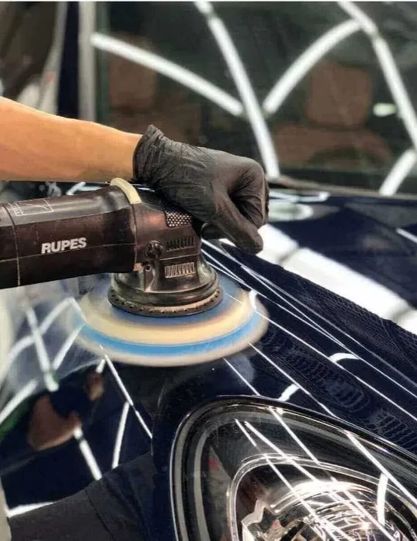 Професійнe полірування автомобіля
