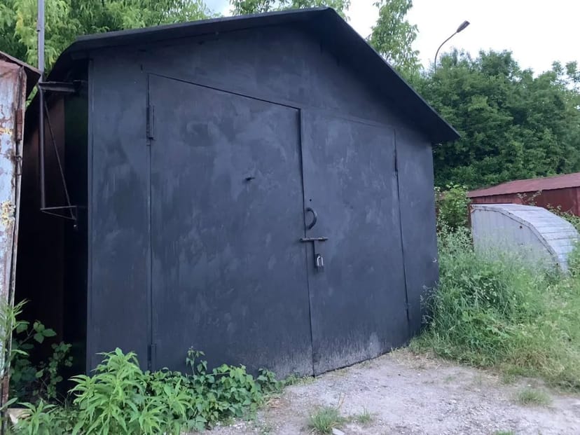 Гараж / склад / майстерня / стоянка / підсобка комірка переїзд