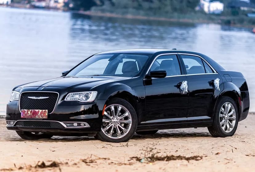 Авто на весілля Chrysler 300