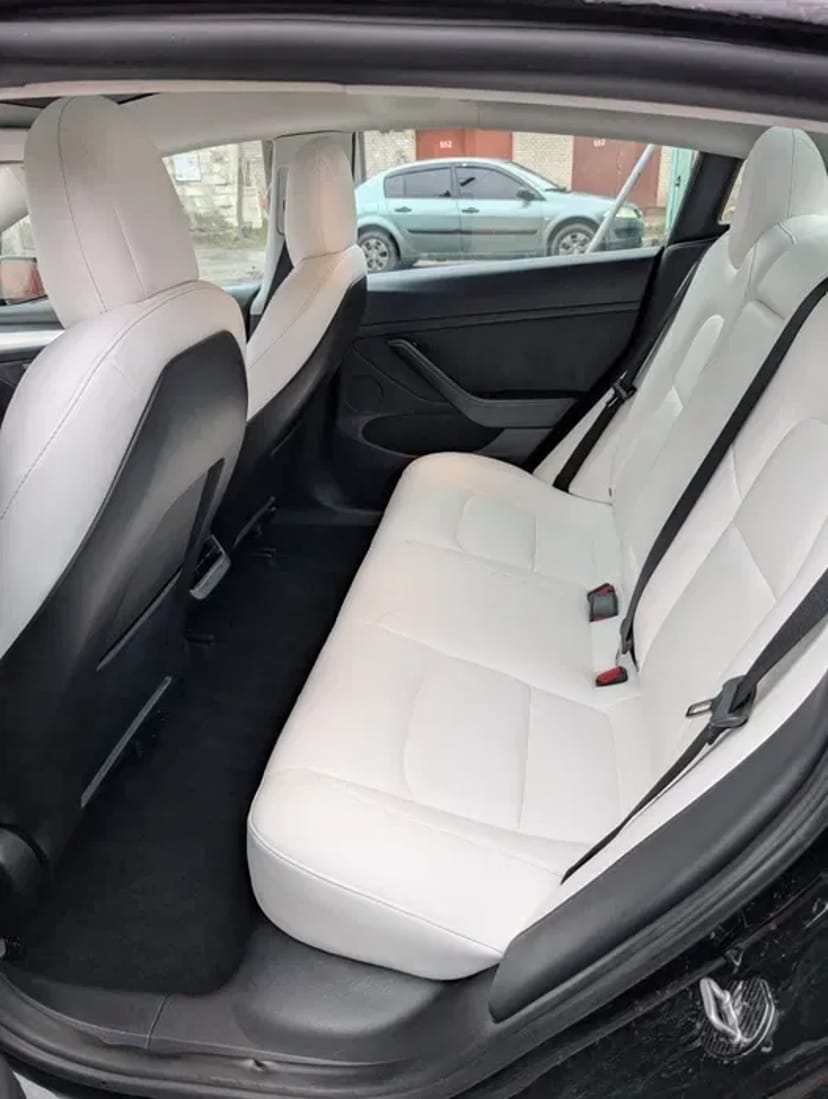 Авто з водієм