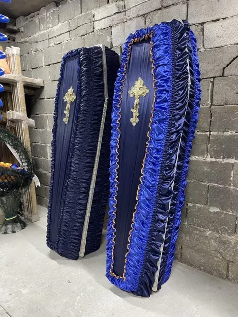 Ритуальні послуги : оббивка постіль покривало