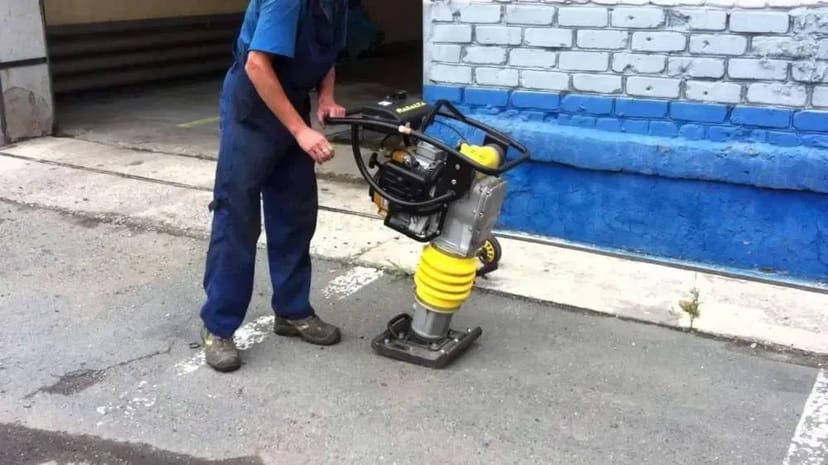 Трамбовки, віброноги, вібротрамбування, бетономішалки