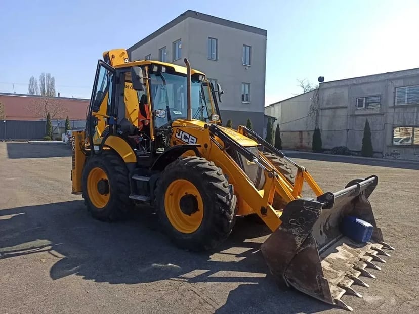 Екскаватор-навантажувач JCB 4CX