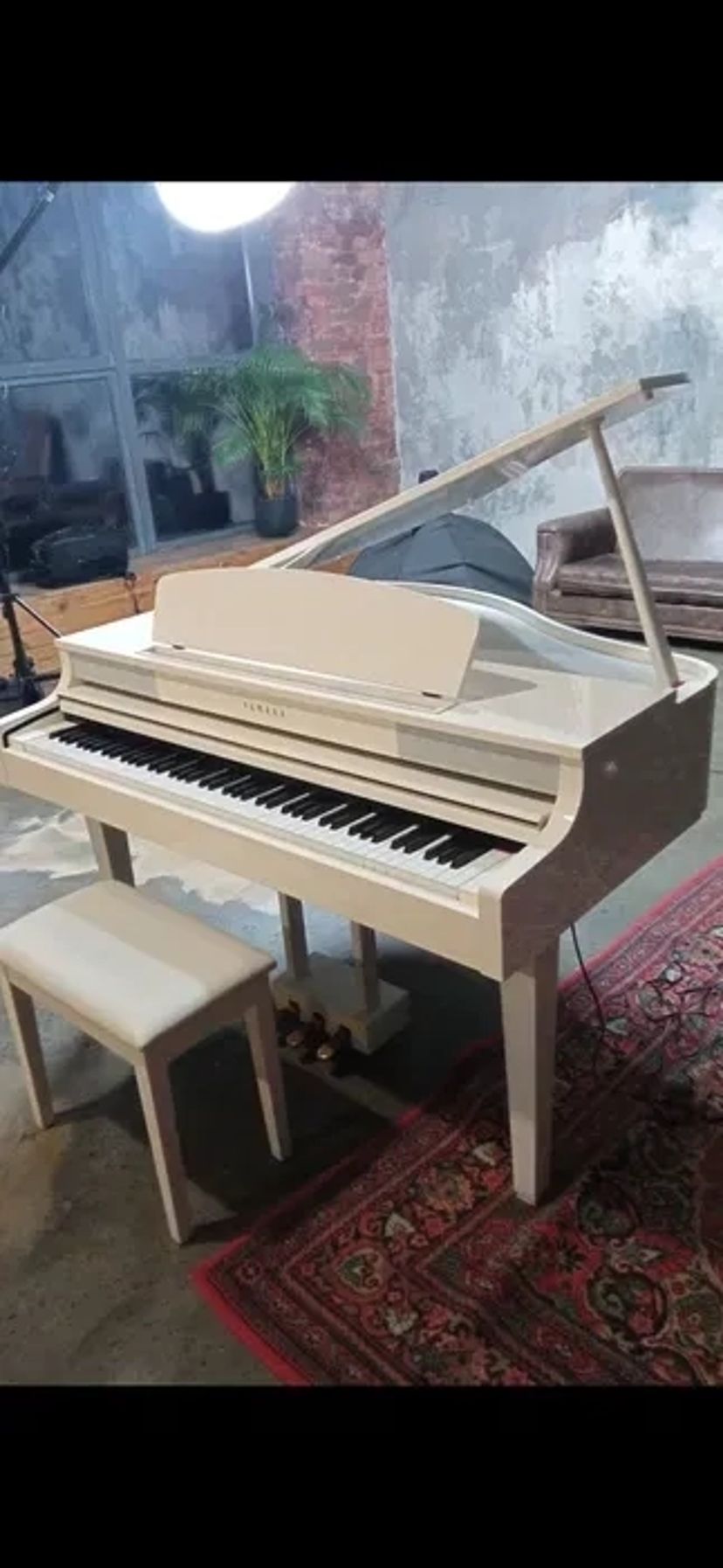 Рояль белый, Yamaha