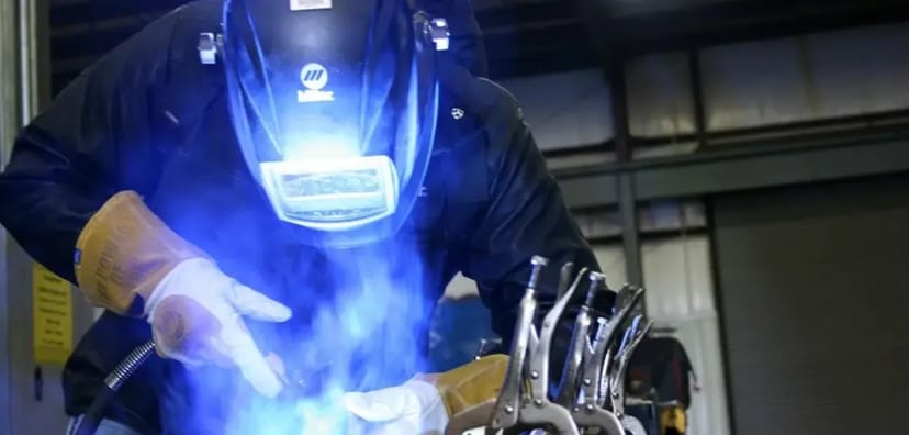 Зварювальні, фрезерні роботи тощо.