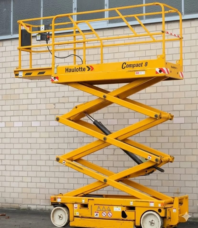 Акумуляторний підйомник Haulotte Compact 8